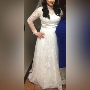 Size Xtra large wedding dress